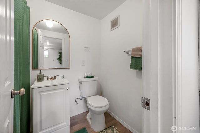 9201 36 Avenue S, Seattle, WA 98118