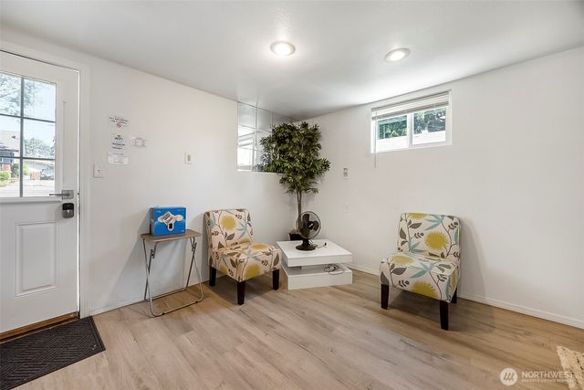 9201 36 Avenue S, Seattle, WA 98118