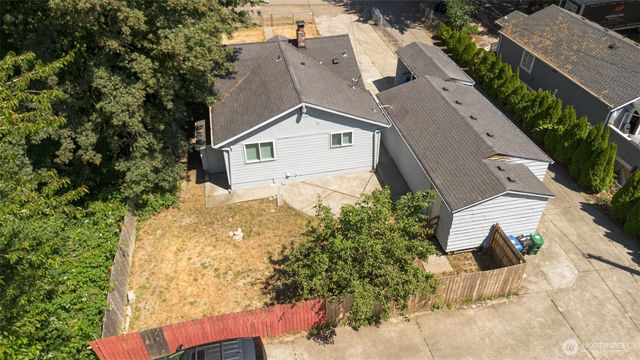 9201 36 Avenue S, Seattle, WA 98118