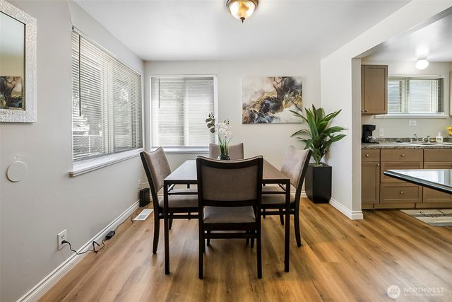 9201 36 Avenue S, Seattle, WA 98118