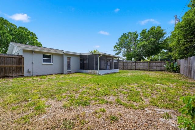 3303 WILLIAMSBURG LOOP, Holiday, FL 34691