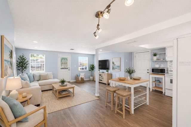 3303 WILLIAMSBURG LOOP, Holiday, FL 34691