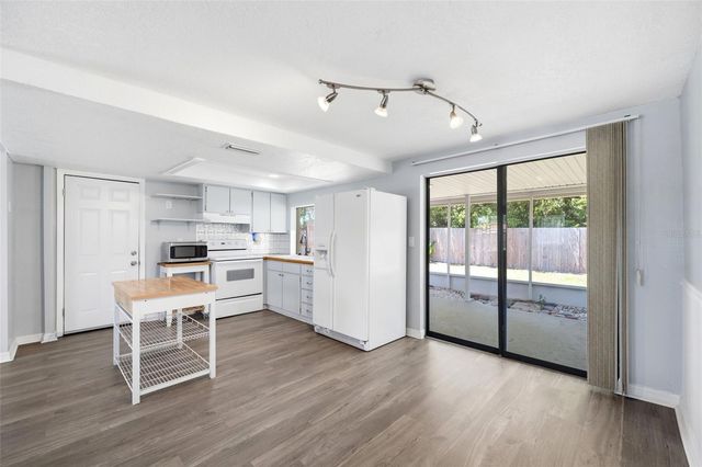 3303 WILLIAMSBURG LOOP, Holiday, FL 34691