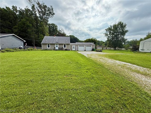 448 Hiwood Avenue, Munroe Falls, OH 44262