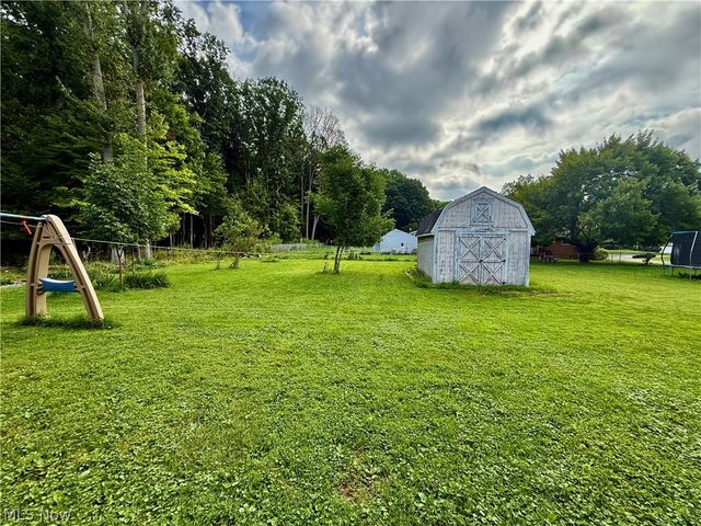 448 Hiwood Avenue, Munroe Falls, OH 44262