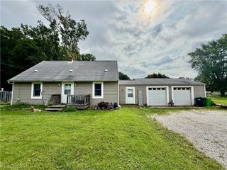 448 Hiwood Avenue, Munroe Falls, OH 44262
