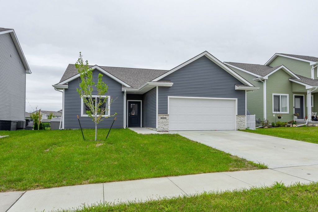 4418 NW 13th Street, Ankeny, IA 50023
