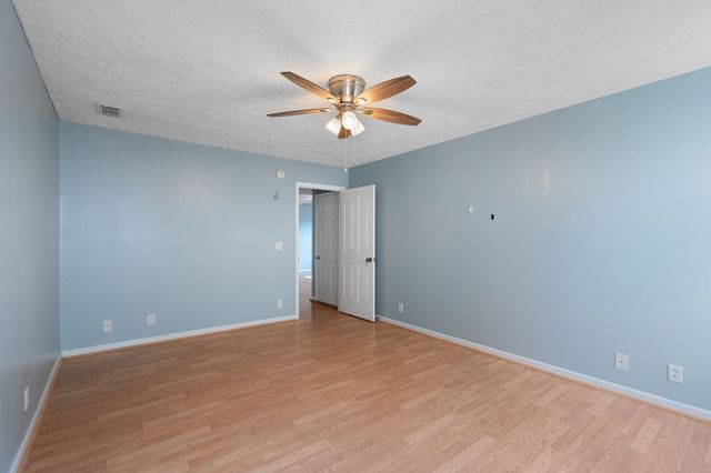 1504 Carrick Dr, Murfreesboro, TN 37128