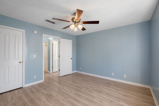 1504 Carrick Dr, Murfreesboro, TN 37128