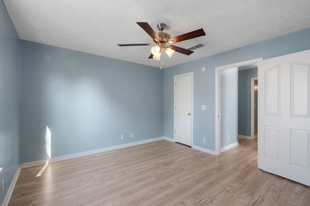 1504 Carrick Dr, Murfreesboro, TN 37128