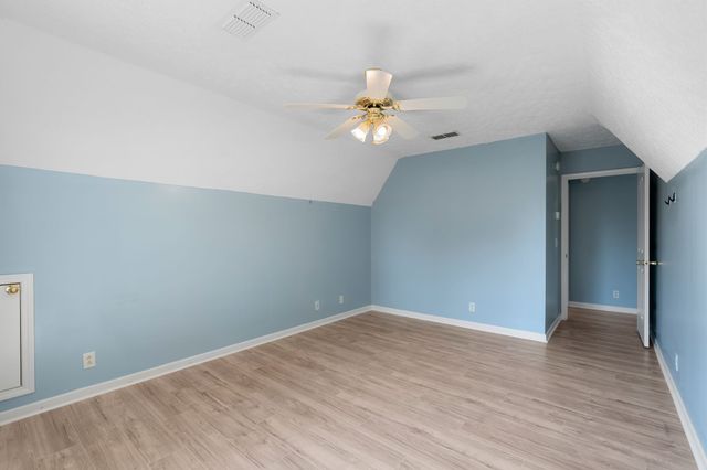 1504 Carrick Dr, Murfreesboro, TN 37128