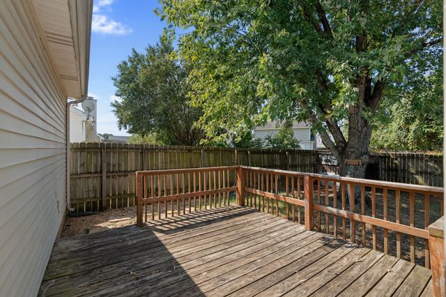 1504 Carrick Dr, Murfreesboro, TN 37128