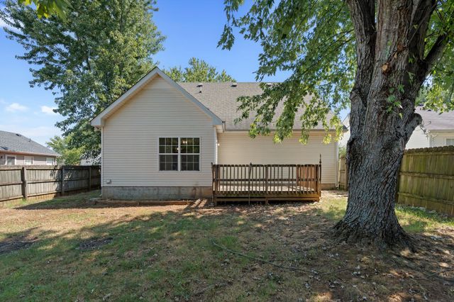 1504 Carrick Dr, Murfreesboro, TN 37128