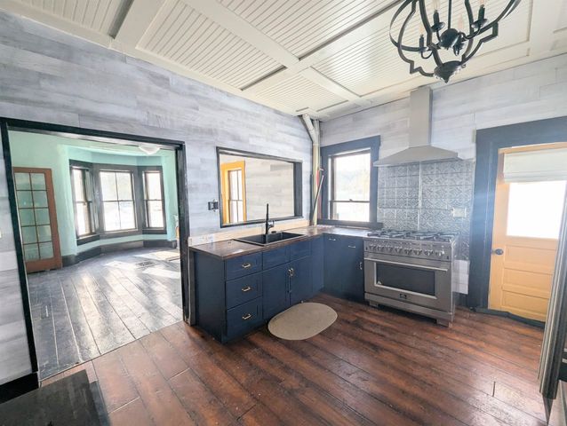 1276 Creamery Road, Ryegate, VT 05042