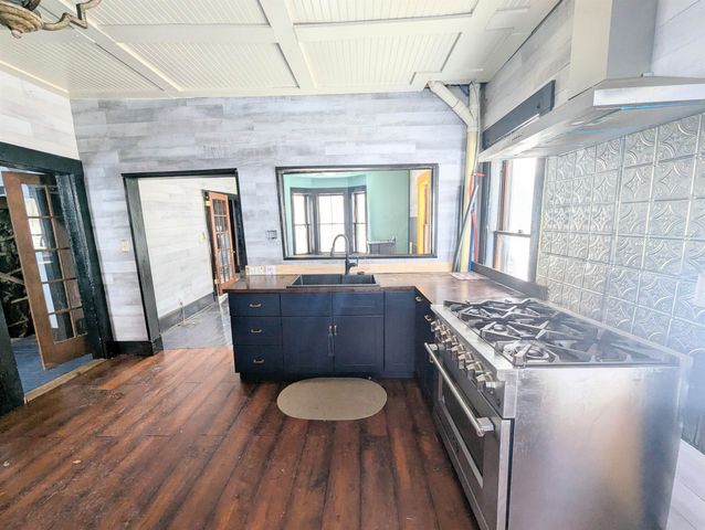 1276 Creamery Road, Ryegate, VT 05042