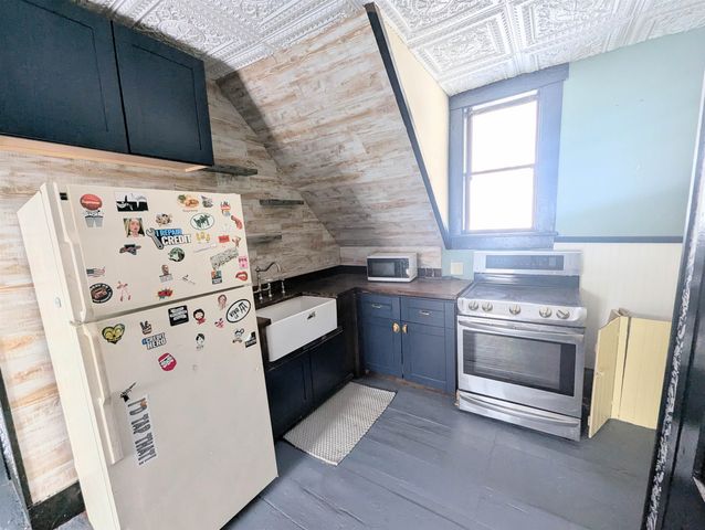 1276 Creamery Road, Ryegate, VT 05042