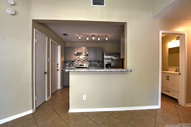 3402 RIDGE ASH, San Antonio, TX 78247