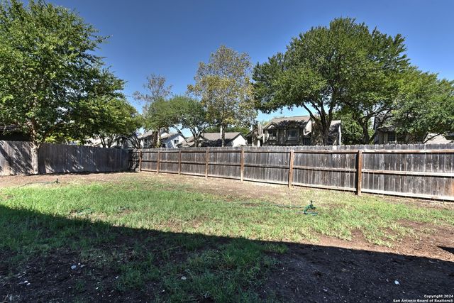 3402 RIDGE ASH, San Antonio, TX 78247