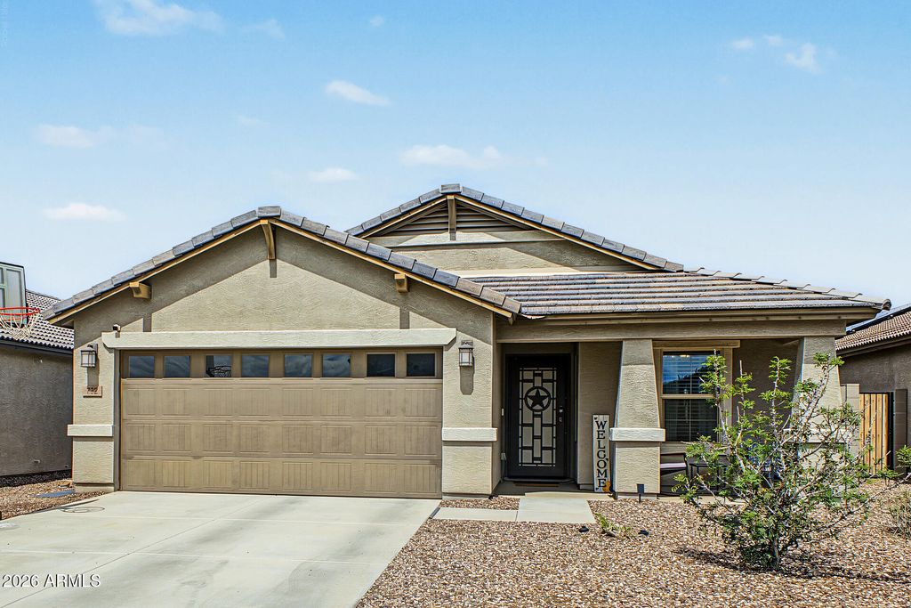 732 W JARDIN Drive, Casa Grande, AZ 85122 — exterior