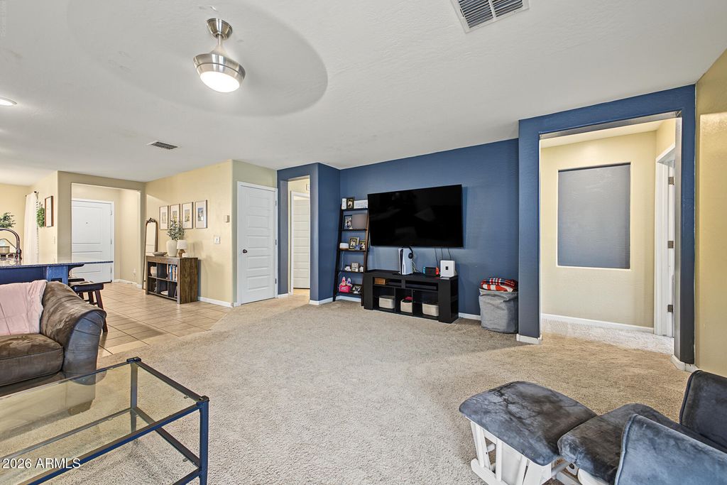 732 W JARDIN Drive, Casa Grande, AZ 85122 — photo 2