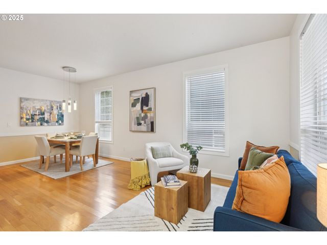 192 Ne 74TH Ave, Hillsboro, OR 97124