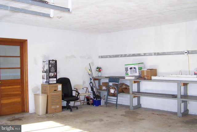 2 E NEW MARKET ST, Freeburg, PA 17827