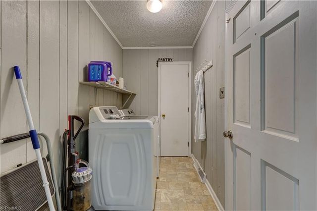 159 Laurell Drive, Eden, NC 27288