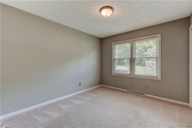 159 Laurell Drive, Eden, NC 27288