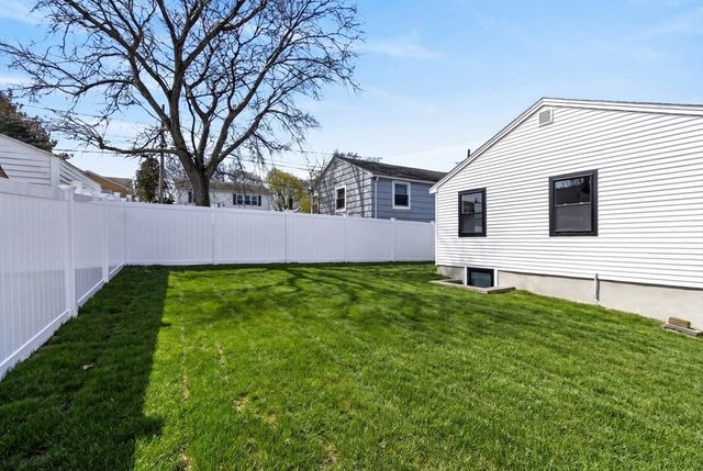 70 Kingman Street, Revere, MA 02151