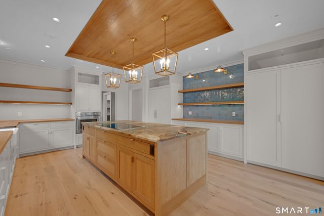 158 West Quasset Road, Woodstock, CT 06281