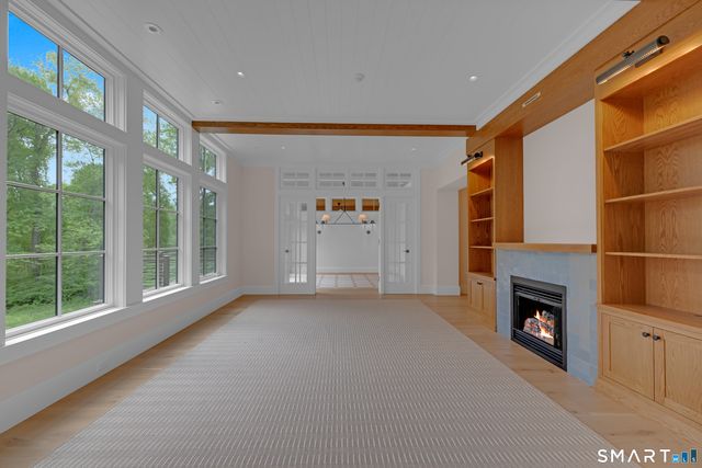 158 West Quasset Road, Woodstock, CT 06281