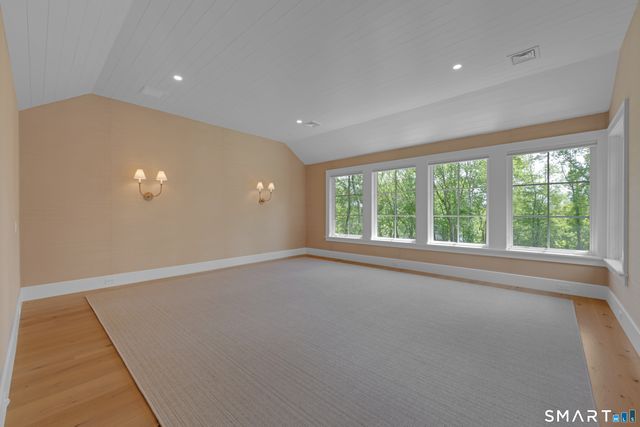 158 West Quasset Road, Woodstock, CT 06281