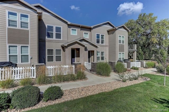 15423 W 65th Avenue B, Arvada, CO 80007