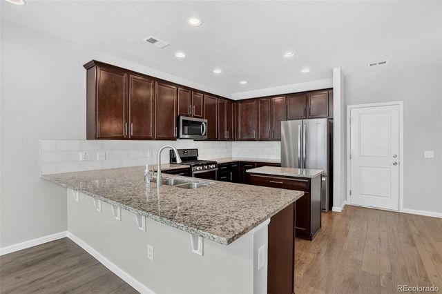 15423 W 65th Avenue B, Arvada, CO 80007