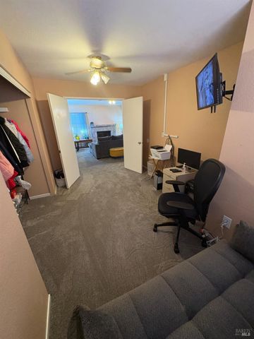 1100 Camellia Ln, Suisun City, CA 94585