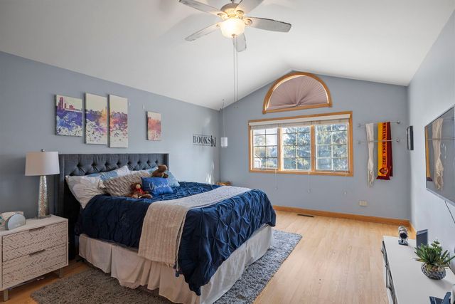 9 Lake Katherine Drive, Palos Heights, IL 60463