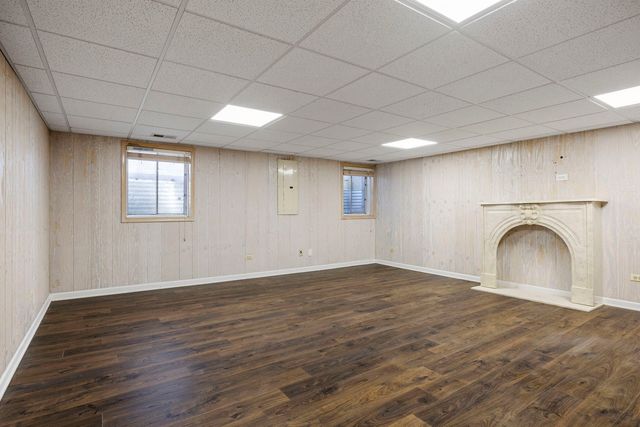 9 Lake Katherine Drive, Palos Heights, IL 60463