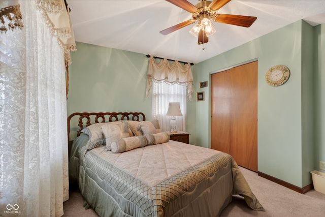 680 Colonial Way, Greenwood, IN 46142