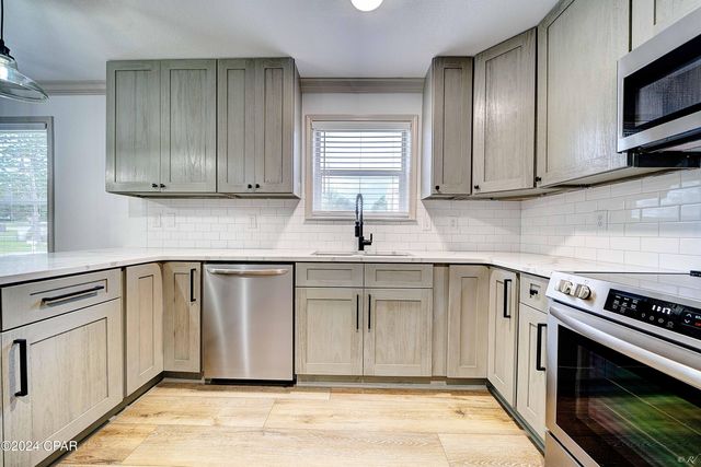 1305 Calhoun Avenue, Panama City, FL 32401