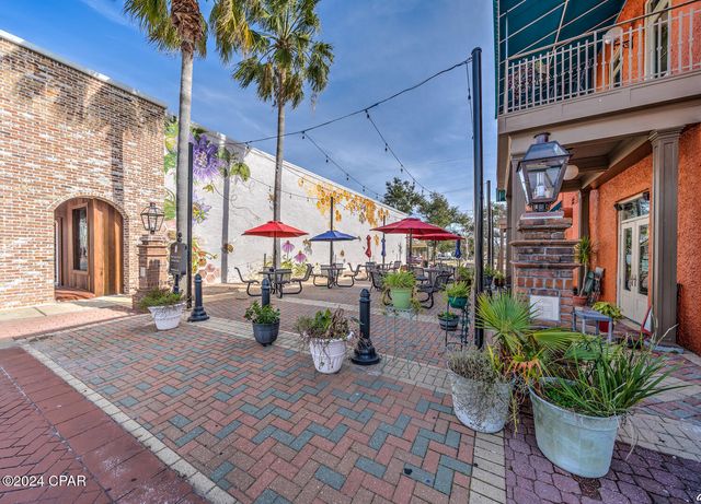 1305 Calhoun Avenue, Panama City, FL 32401