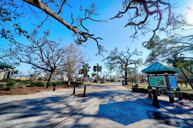 1305 Calhoun Avenue, Panama City, FL 32401