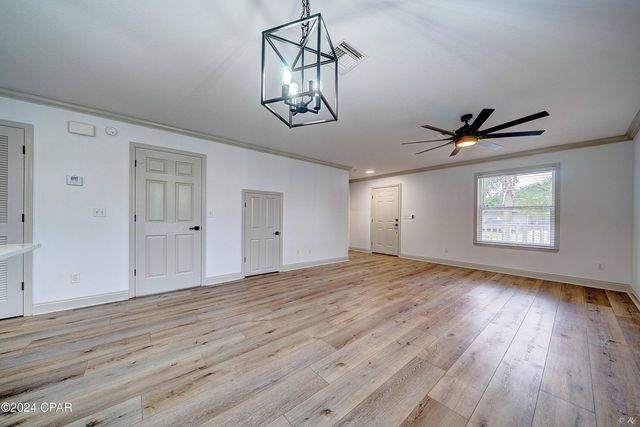 1305 Calhoun Avenue, Panama City, FL 32401