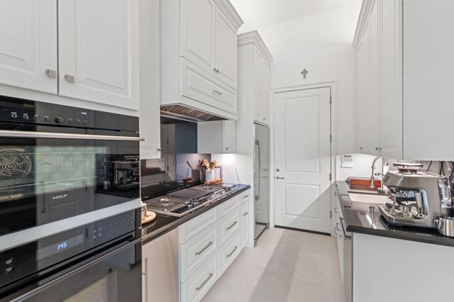 2810 Westgrove Lane, Houston, TX 77027