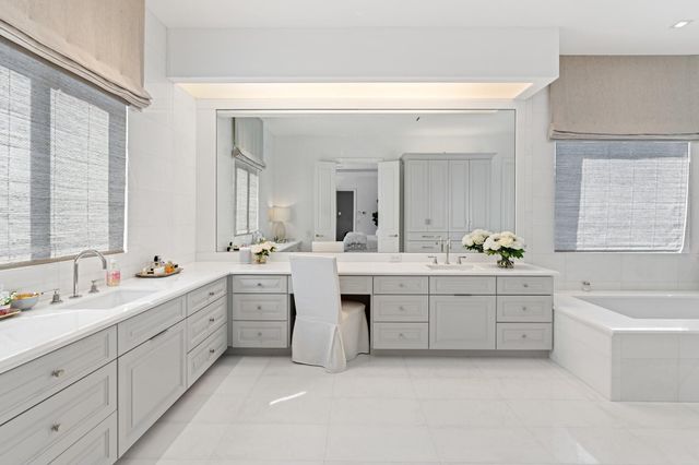 2810 Westgrove Lane, Houston, TX 77027