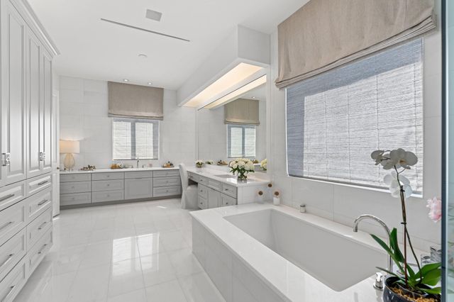 2810 Westgrove Lane, Houston, TX 77027