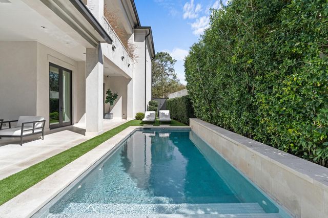 2810 Westgrove Lane, Houston, TX 77027