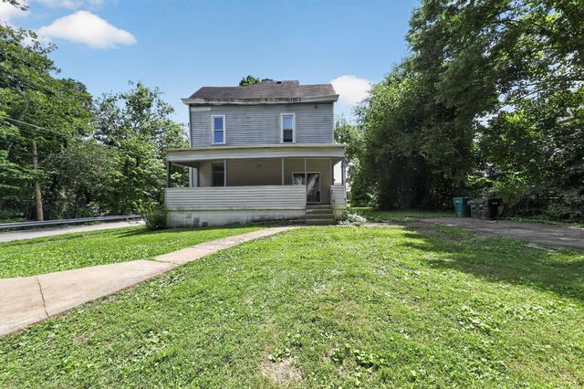 6718 E Ledge Street, Cincinnati, OH 45227