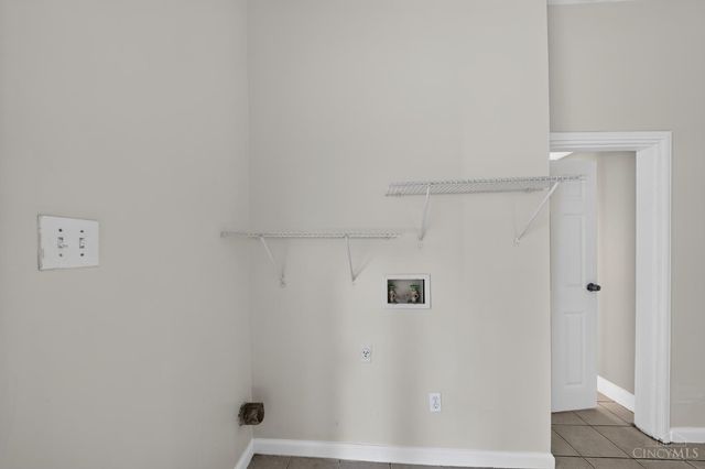6718 E Ledge Street, Cincinnati, OH 45227