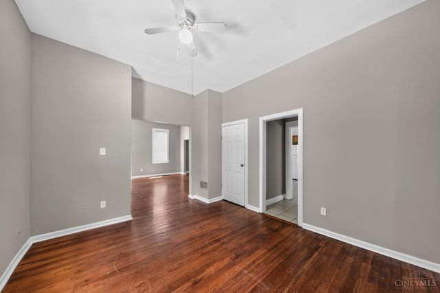 6718 E Ledge Street, Cincinnati, OH 45227
