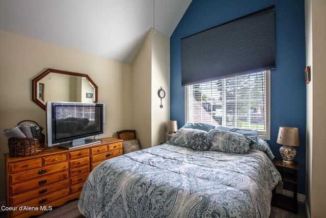 735 Whiskey Jack Circle, Sandpoint, ID 83864